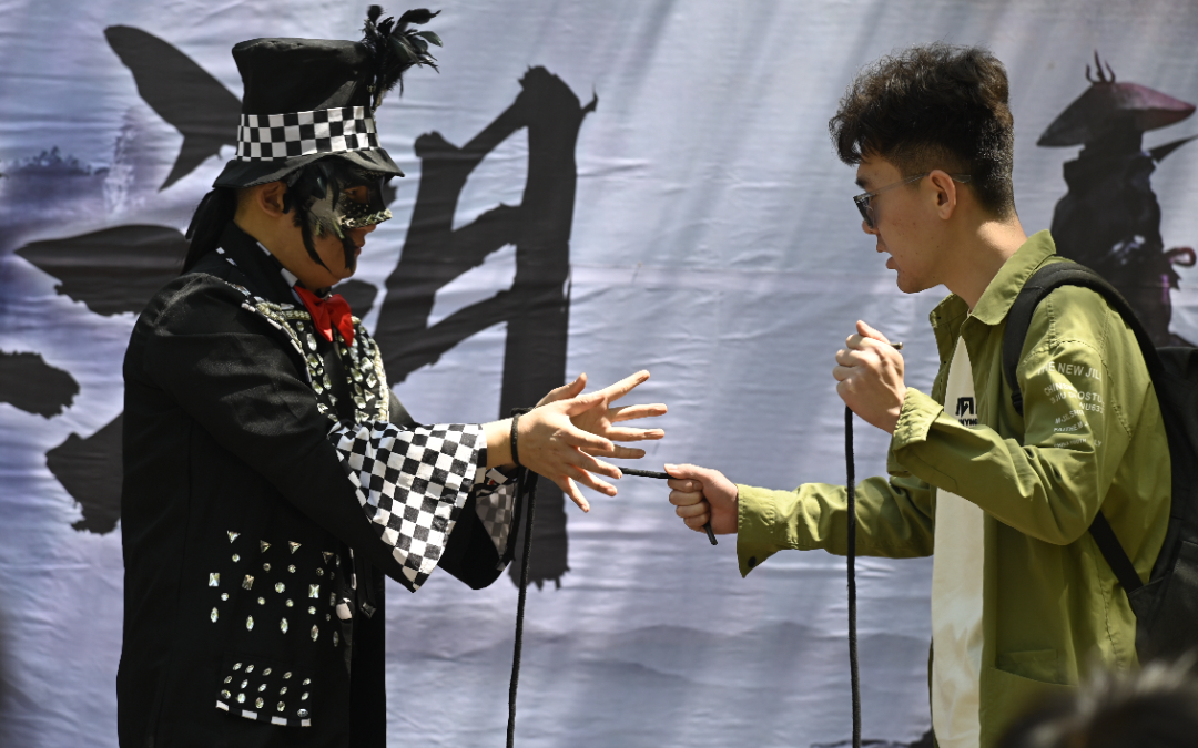 索道下站表演3.JPG