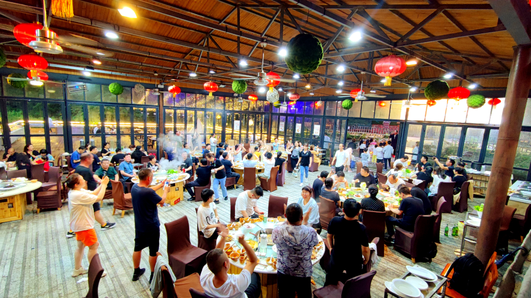 森林餐厅.png